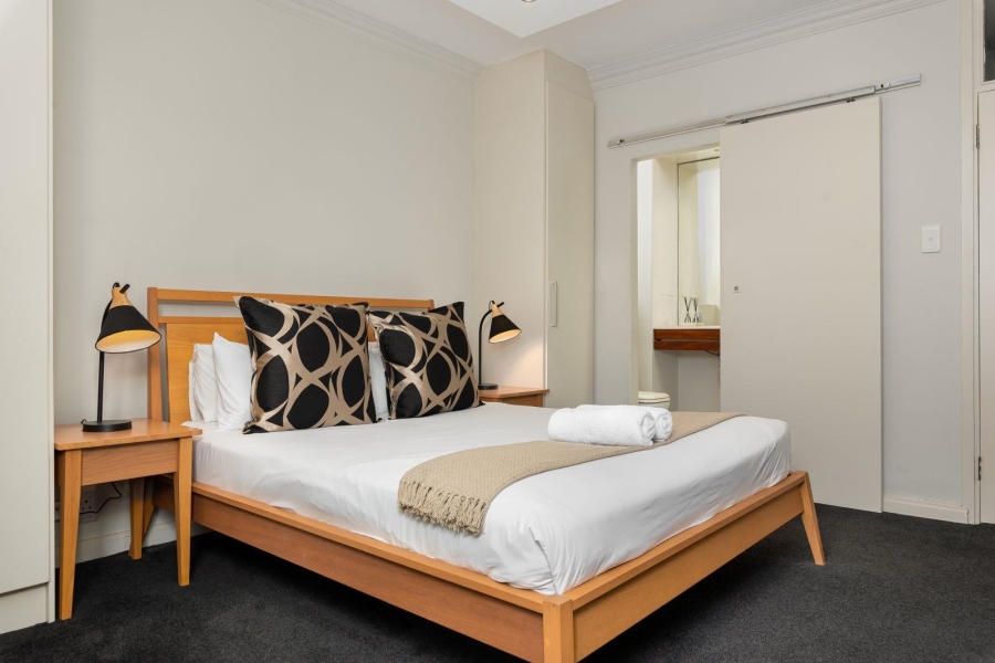 To Let 2 Bedroom Property for Rent in Camps Bay Western Cape